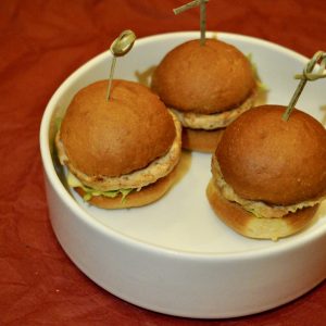 Мини бургер куриный